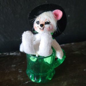 Small 2008 Annalee 3.75" Bottoms Up Mouse, St Patrick's Day Mouse, St Paddy's Da